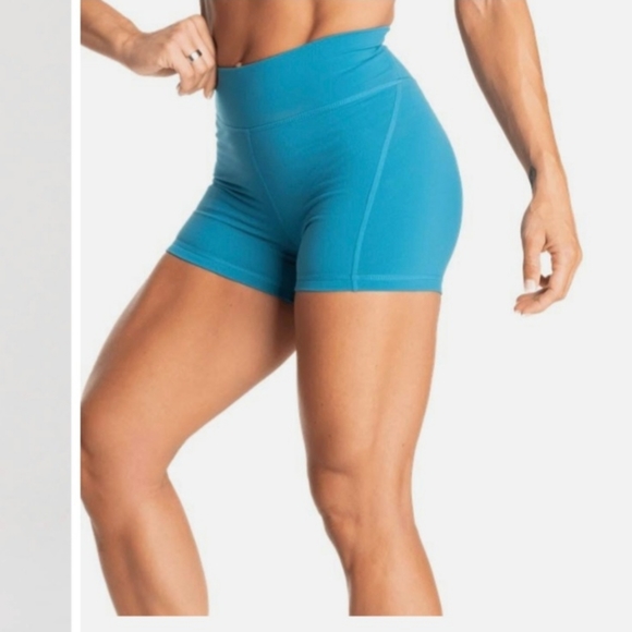 New Better Bodies Soho Shorts Size Large - Picture 2 of 15